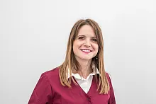 Portrait de Manon Chateau, audioprothésiste diplômée chez Audition Confiance